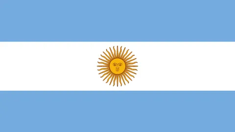 菲爾米諾願減薪留隊，利物浦未表態接受